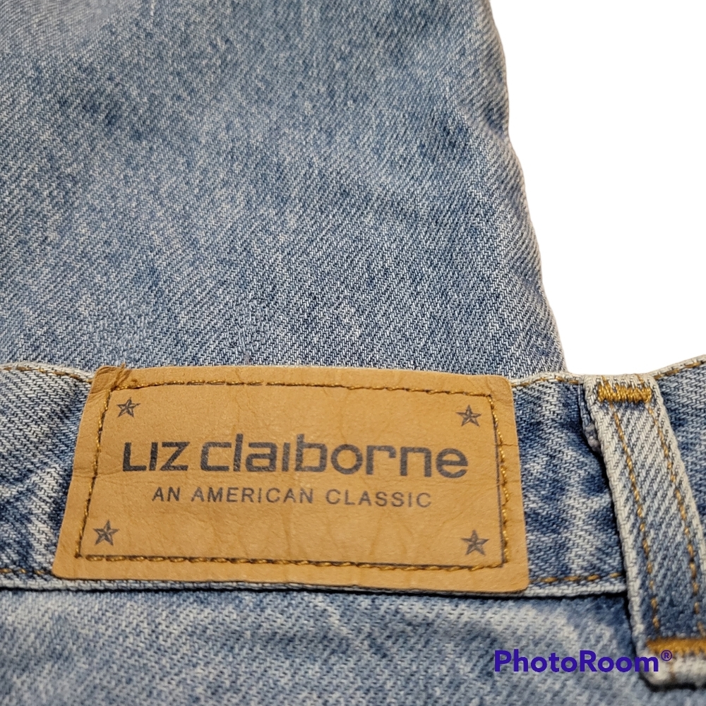 size 14 w Classic Fit high rise straight leg jeans Liz Claiborne *final price*
